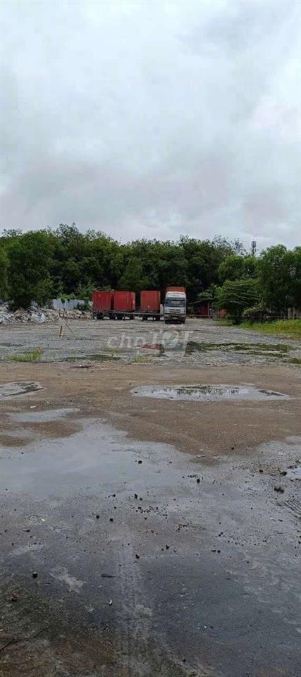 Cho thuê bãi xe Thủ Dầu Một giá rẽ 4000m² có 500m² xưởng sẵn 3fa sx