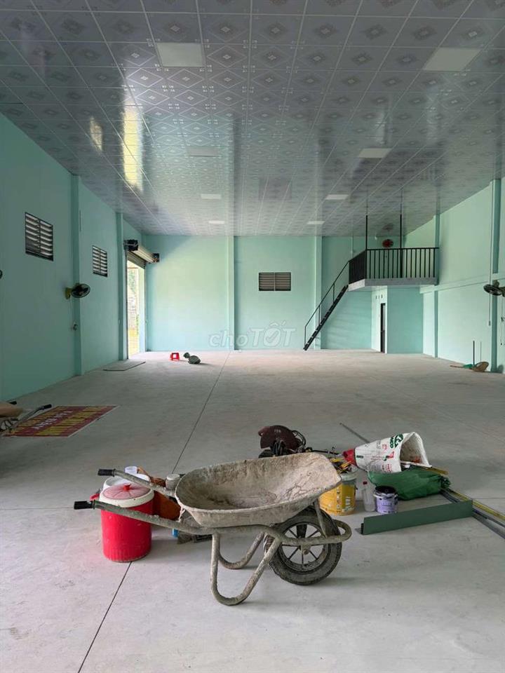 Kho xưởng Dĩ An 300m²/15tr làm kho sản xuất