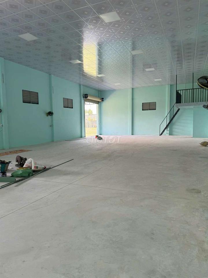 Kho xưởng Dĩ An 300m²/15tr làm kho sản xuất