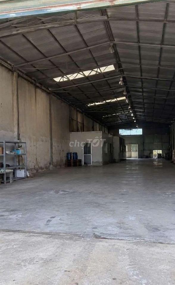 Xưởng Thuận An 564m² đường cont điện 3fa sẵn văn phòng làm việc