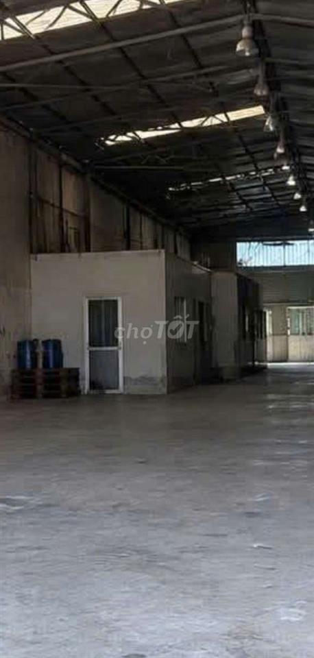 Xưởng Thuận An 564m² đường cont điện 3fa sẵn văn phòng làm việc
