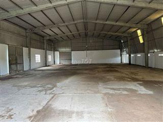 Cho Thuê Xưởng QL13 700m có văn phòng Điện 3 pha Đường Xe Cont