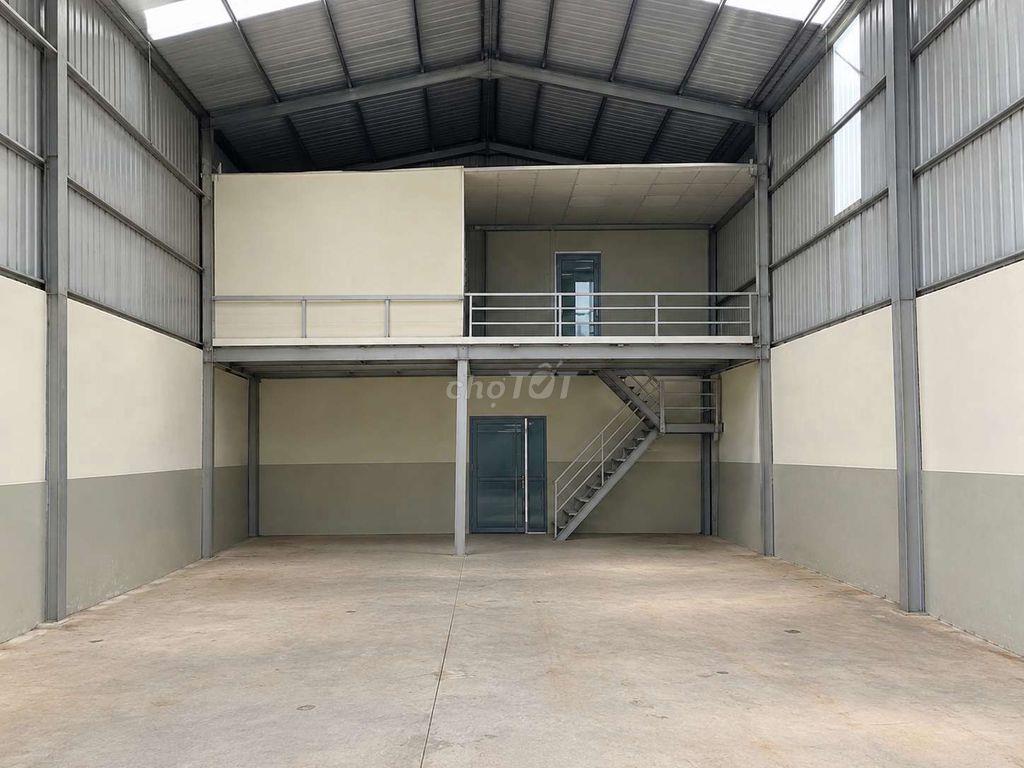 Xưởng Thuận An 500m sẵn văn phòng 3fa làm việc 