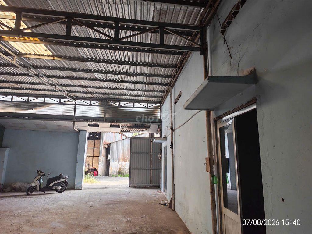 Nhà & đất cho thuê, phù hợp để làm kho, xưởng, điểm giao nhận hàng hóa