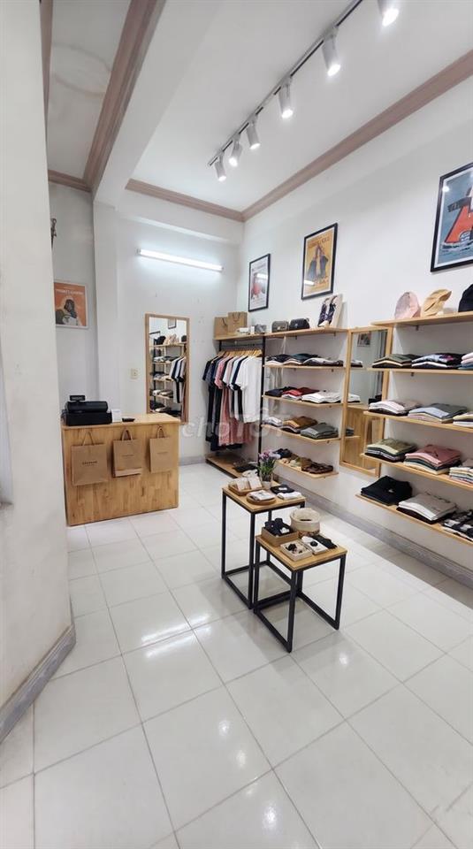 Mặt tiền kinh doanh + 2P riêng biệt - Sát chợ 20m