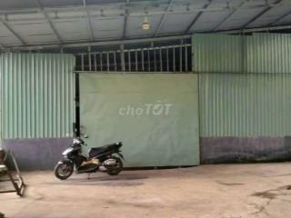 Kho Xưởng TPK 300m/10tr Có điện 3 pha