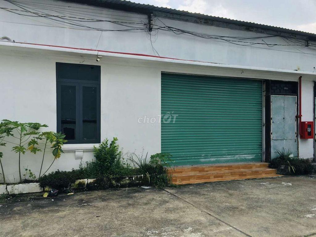 Kho 200m Có PCCC Điện 3 pha và Văn Phòng Trung Tâm Dĩ An