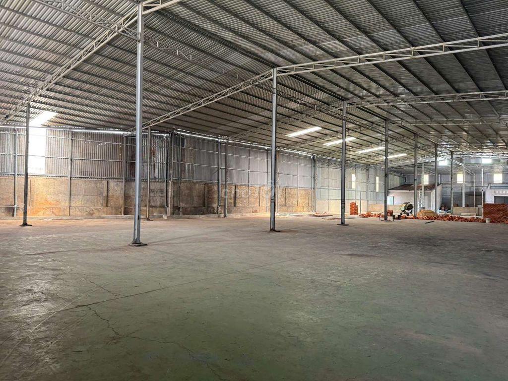 Kho Xưởng TPK Tân Uyên 700m/35tr Điện 3 pha