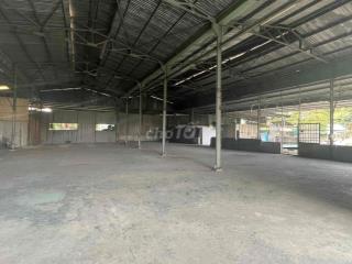 CHO THUÊ NHÀ XƯỞNG LÀM KHO CHỨA - 1300M2 - TẠI DĨ AN
