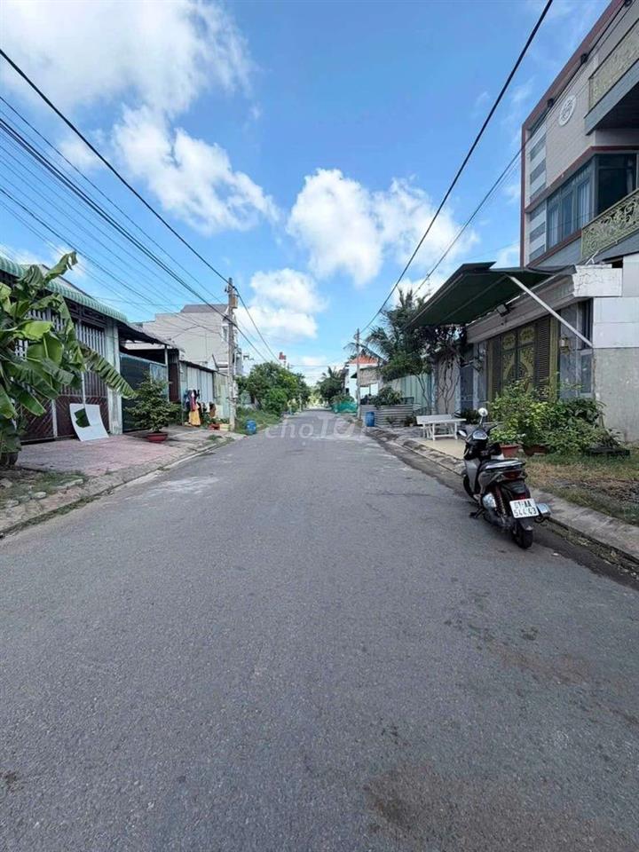 cho thuê kho gần ngã tư 550
