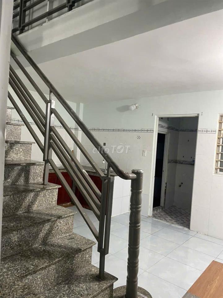 Cho thuê Mặt bằng KInh doanh tiện ở, 5 x15m, giá 7,5tr/ tháng
