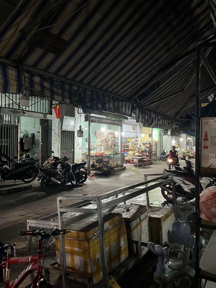 Mặt bằng kinh doanh mua bán kết hợp vừa ở vừa kinh doanh buôn bán 