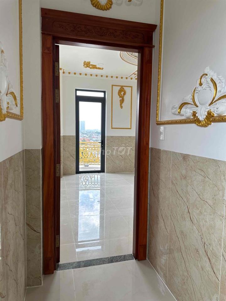 cho thuê nhà khách sạn spa.. 1500m2 8 tầng