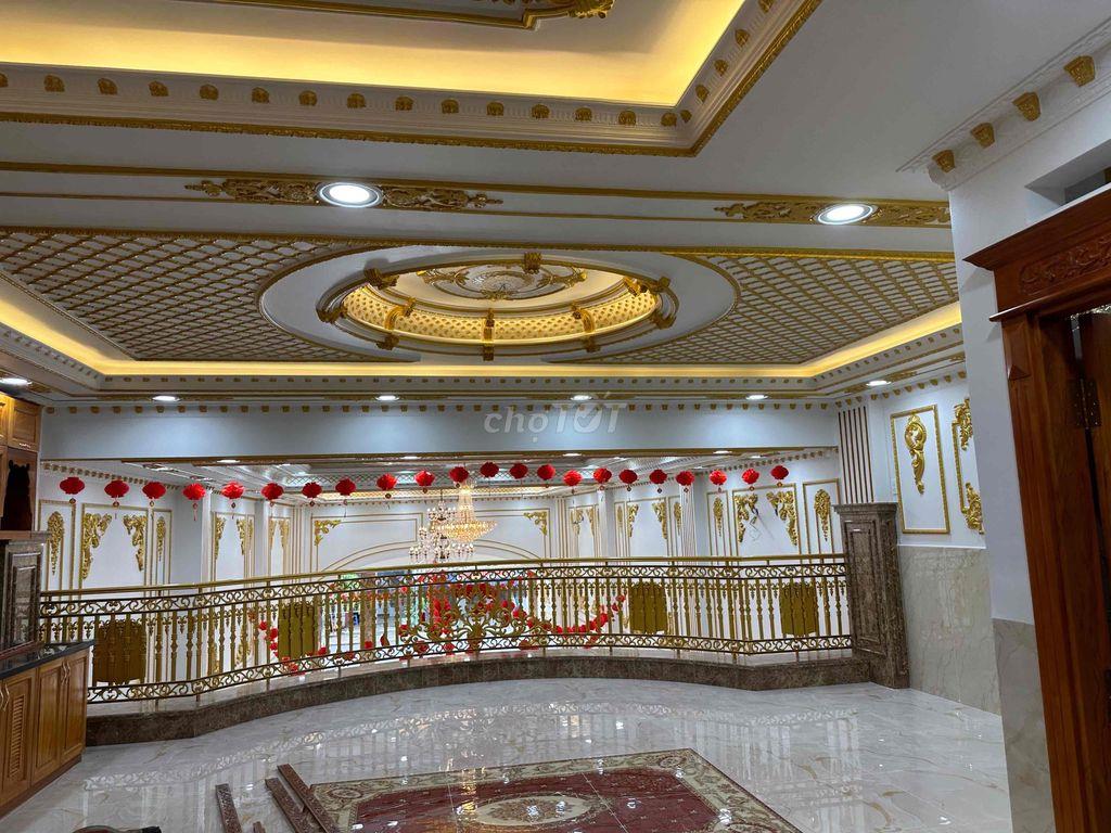 cho thuê mặt bằng toà 8 lầu,1600m2