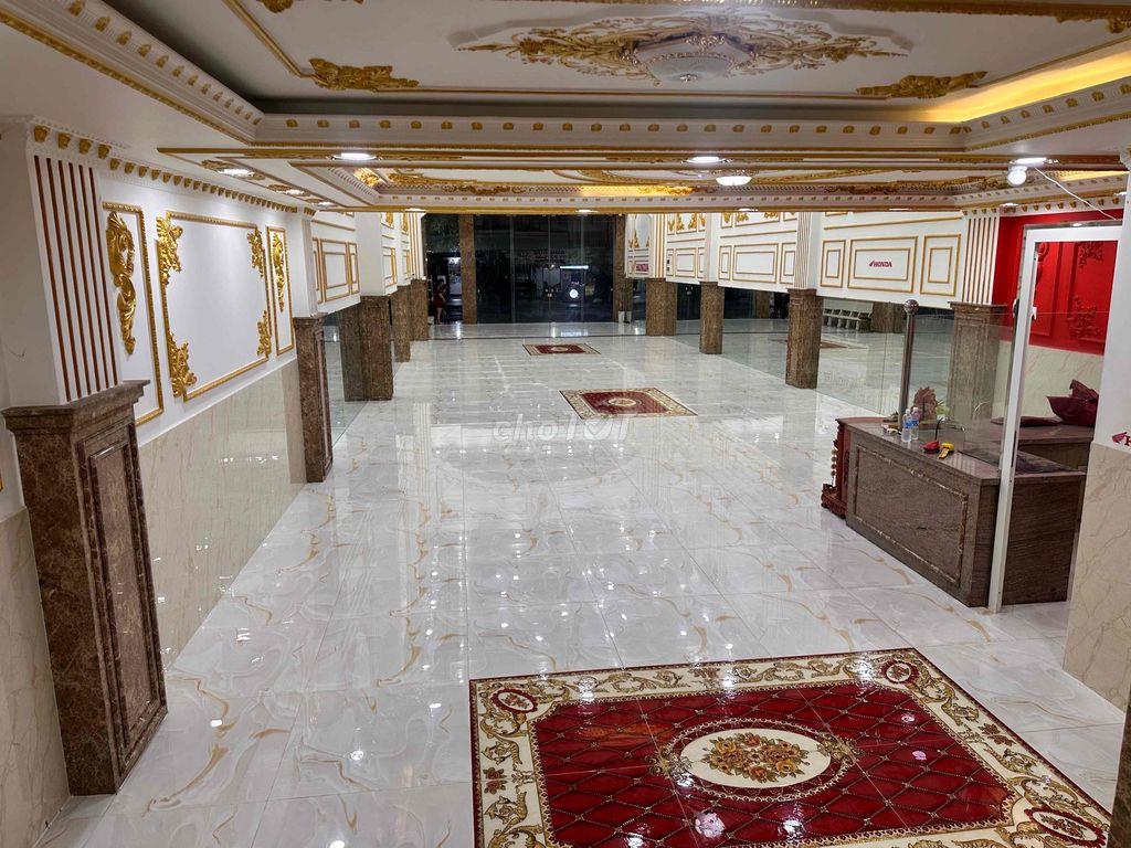 cho thuê mặt bằng toà 8 lầu,1600m2