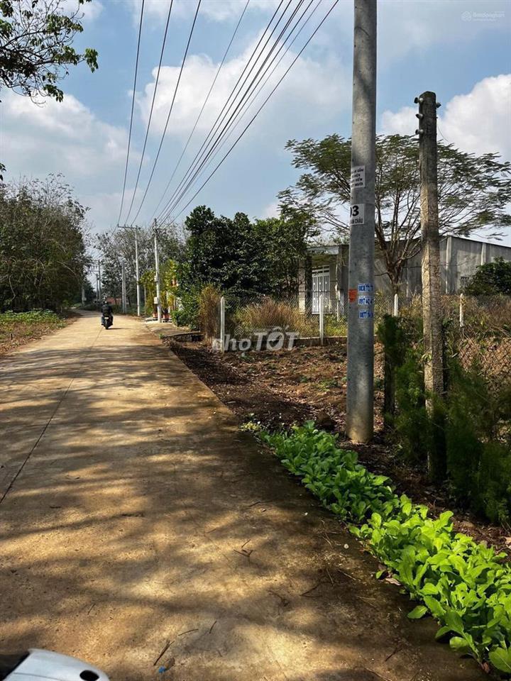 Ngộp 424m2 -100TC lô đất đường betong 7m sau chợ An Linh giá 620 triệu