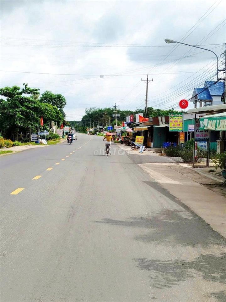 Bán Vườn MÍt tròn 300m2 sẵn 100tc,cách KCN ANnova chỉ 2km giá: 600tr