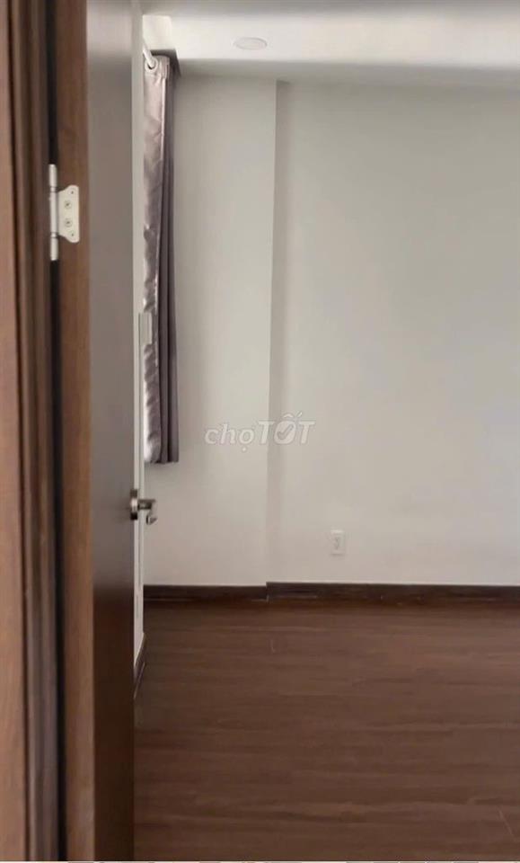 Pass thuê chung cư Phú đông Premier 2pn - 2wc, nt cơ bản, giá: 7tr5