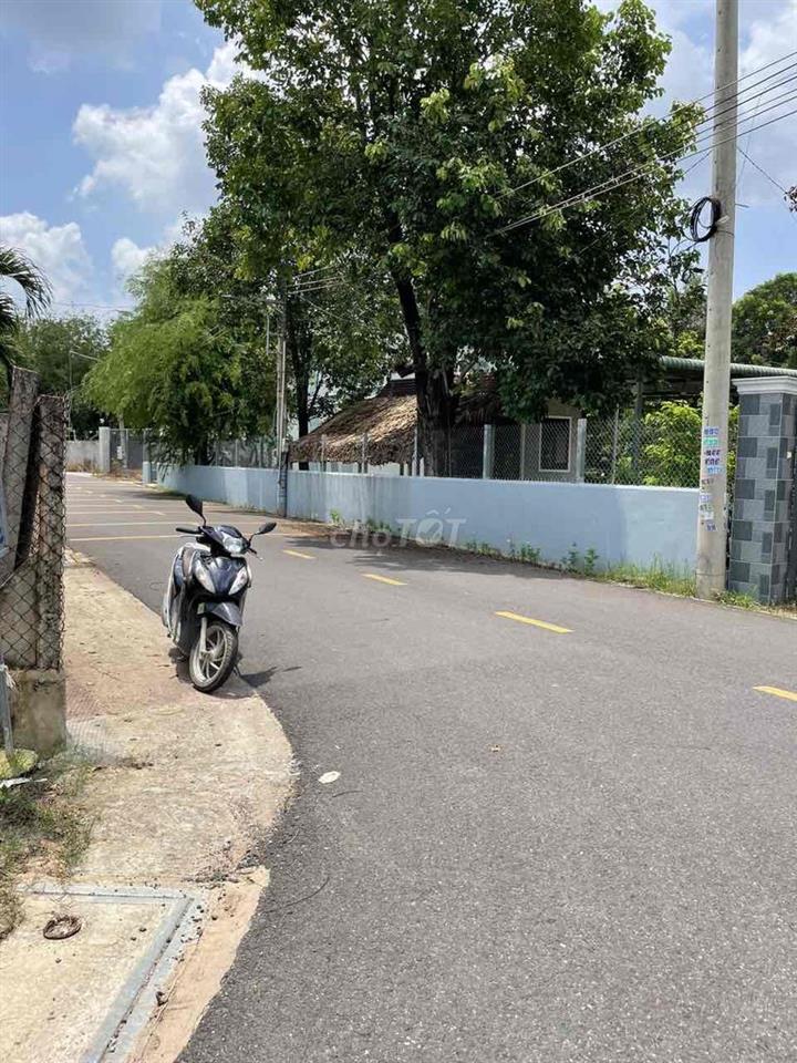 BÁN GẤp Đất Thổ cư Chánh Phú Hoà