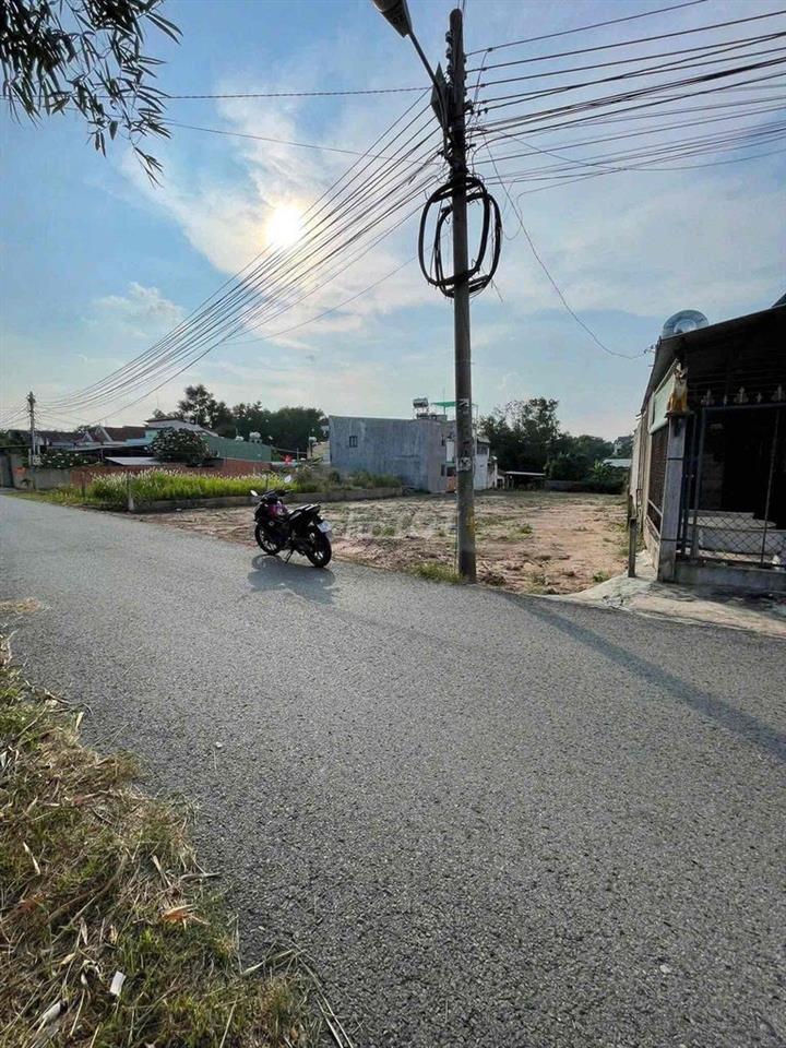 mặt tiền kinh doanh dễ sinh lời ~500m2