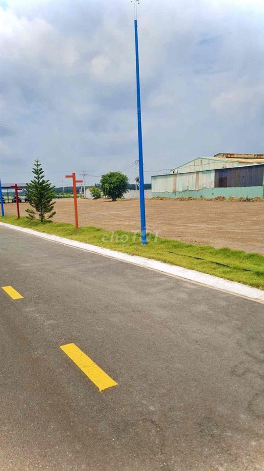 BÁN NHANH ĐẤT MẶT TIỀN KINH DOANH
