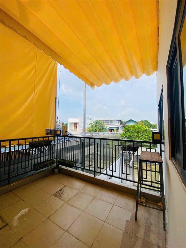 bán gấp nhà hẻm Lê Hồng Phong