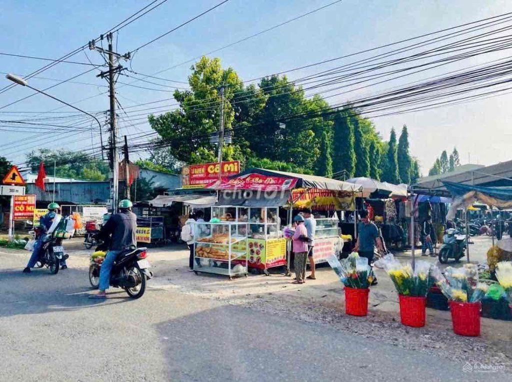 Chú Năm về quê bán gấp lô đất ngang 10m ở Bình Dương