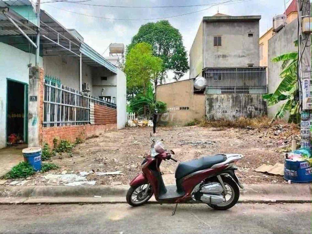 Bể nợ cần tiền bán gấp