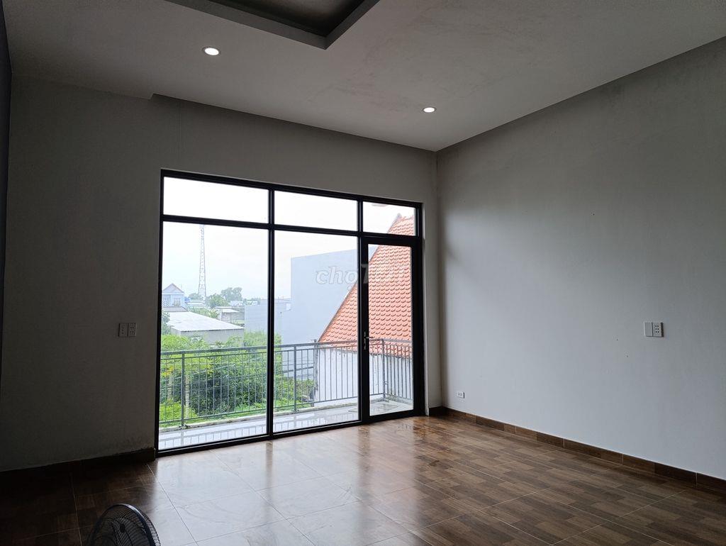 🏡 **CHÍNH CHỦ CẦN BÁN NHÀ ĐẸP – GIÁP THỊ TRẤN BẾN LỨC**
