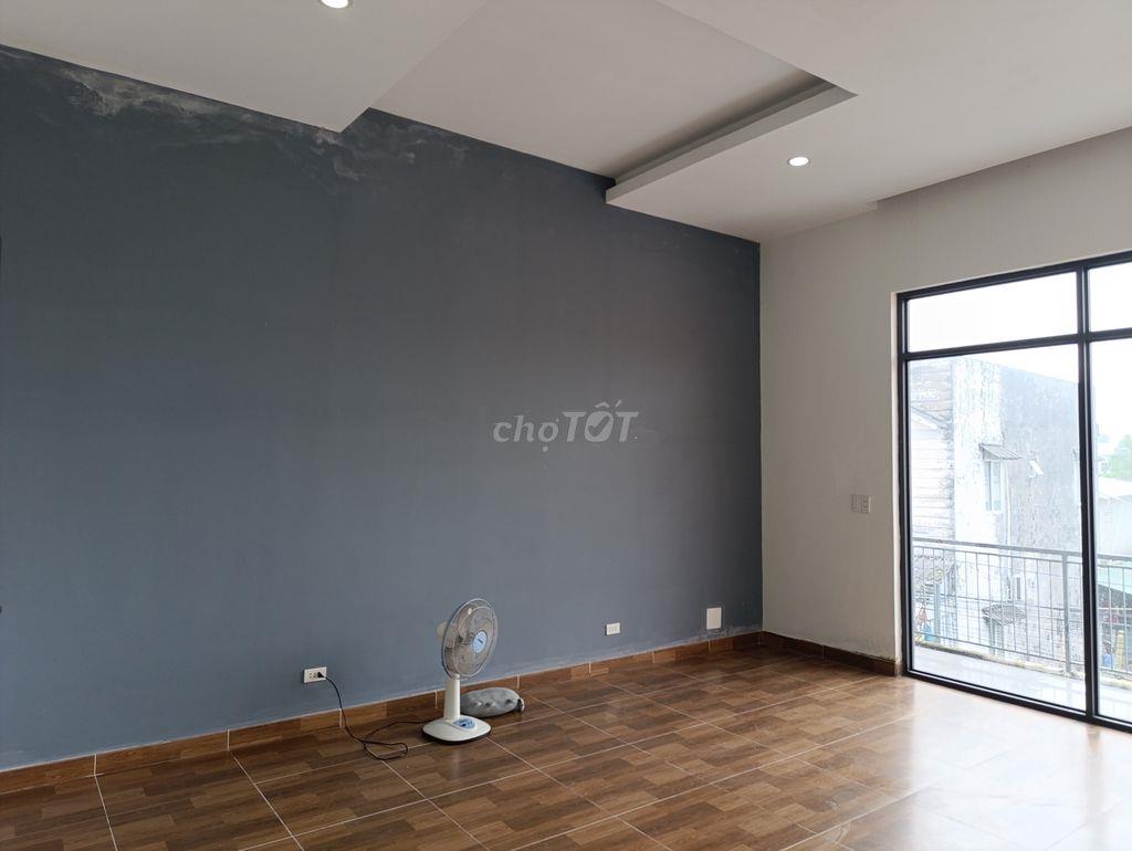 🏡 **CHÍNH CHỦ CẦN BÁN NHÀ ĐẸP – GIÁP THỊ TRẤN BẾN LỨC**