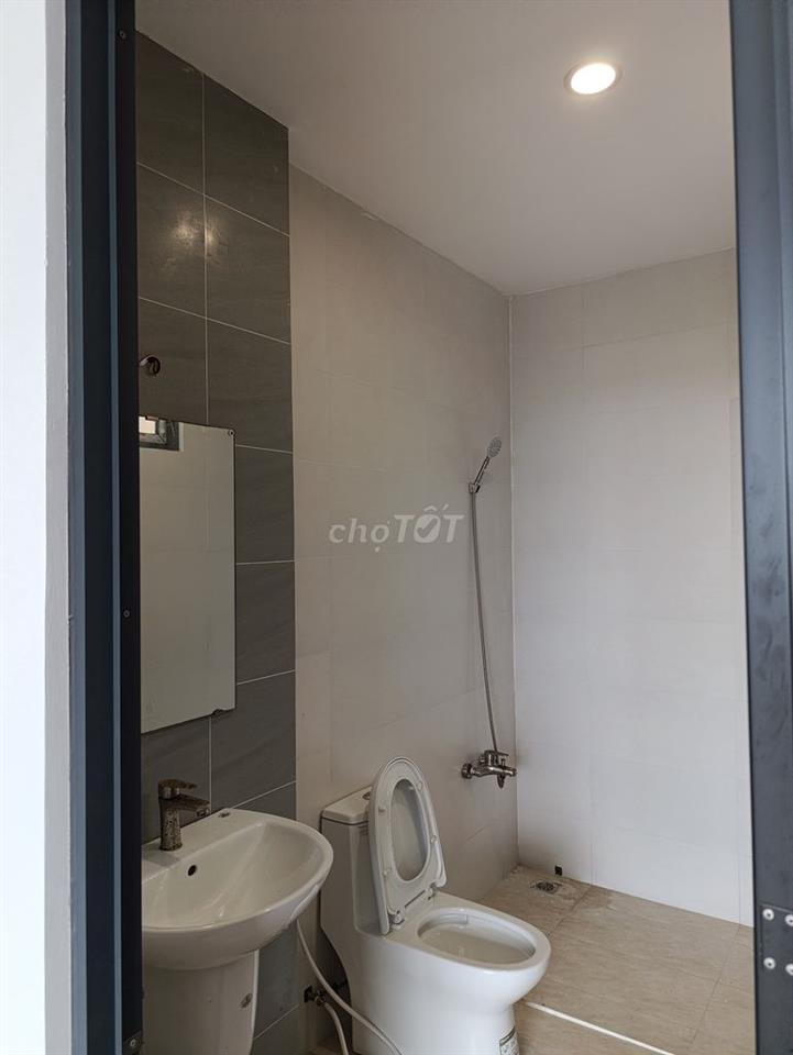 🏡 **CHÍNH CHỦ CẦN BÁN NHÀ ĐẸP – GIÁP THỊ TRẤN BẾN LỨC**