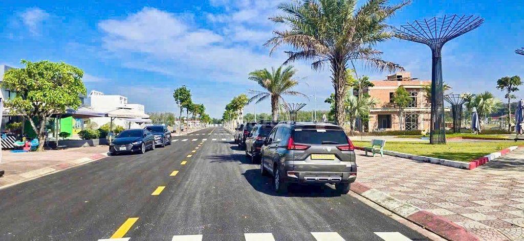 Suất nội bộ KĐT Bắc Sài Gòn, DT 100m², trả trước chỉ 239 triệu, sổ sẵn
