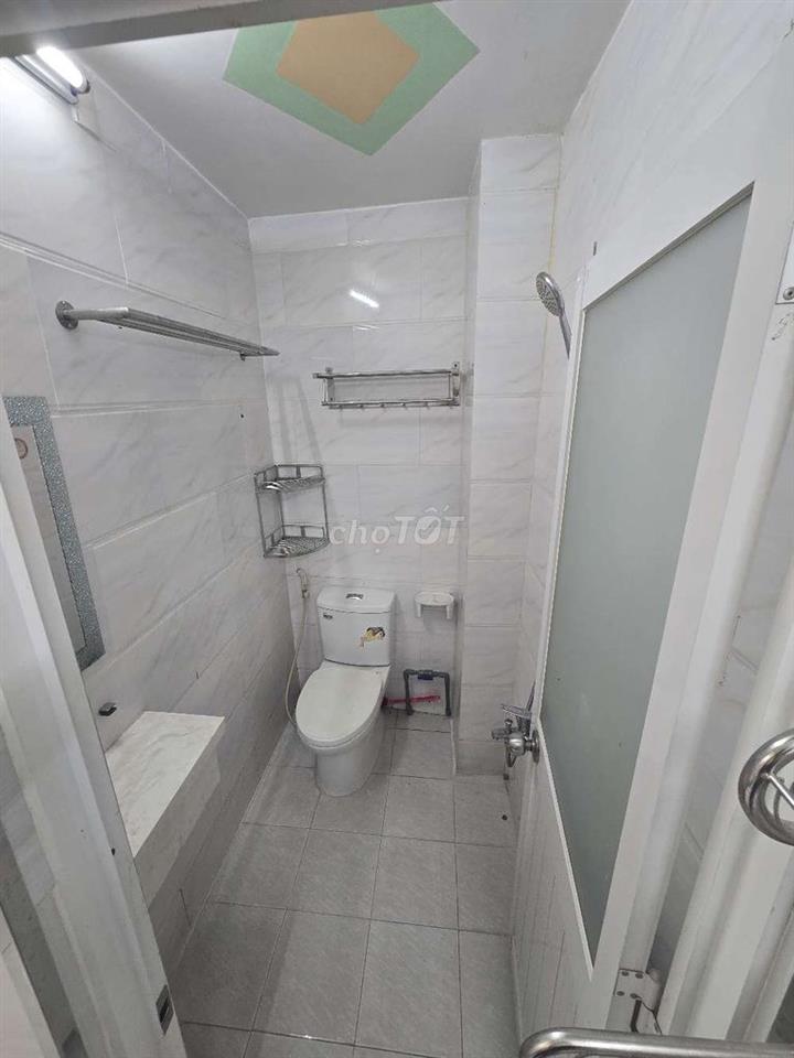 cho thuê phòng trọ đầy đủ tiện nghi, máy giặt ,nóng lạnh ,điều hòa 