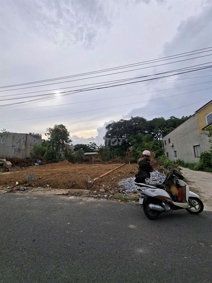 Bán đất lô góc Hoà Lợi - Tphcm