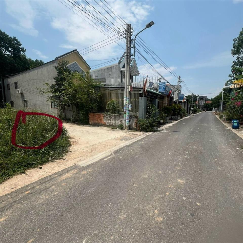 Bán đất Gần chợ Hoàng Gia, Tân Định ( Hoà Lợi- Tphcm)