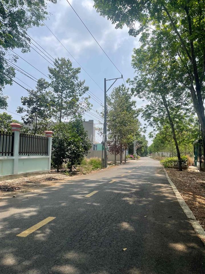 đất dân sổ sẵn cần bán.