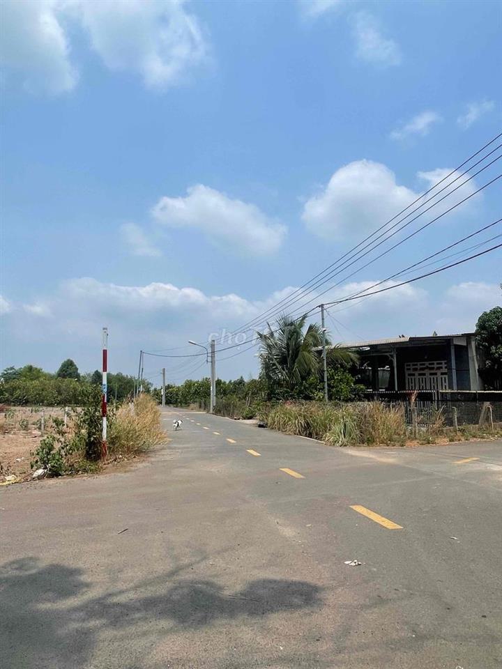 đất dân sổ sẵn cần bán.