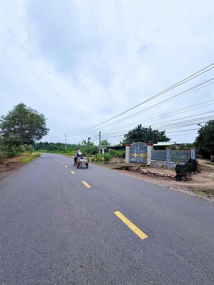 Mặt tiền DH707 thuận tiện kinh doanh buôn bán