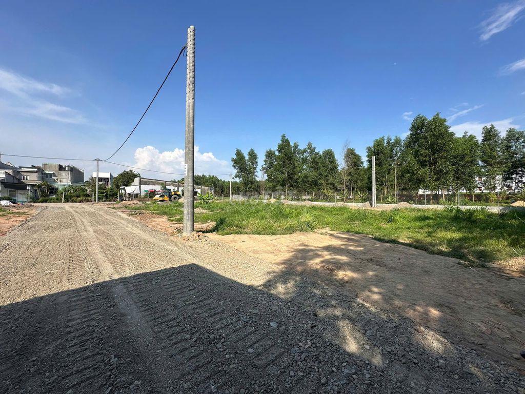 BÁN ĐẤT SỔ HỒNG RIÊNG 150M² - 2 TỶ 5 CÒN THƯƠNG LƯỢNG