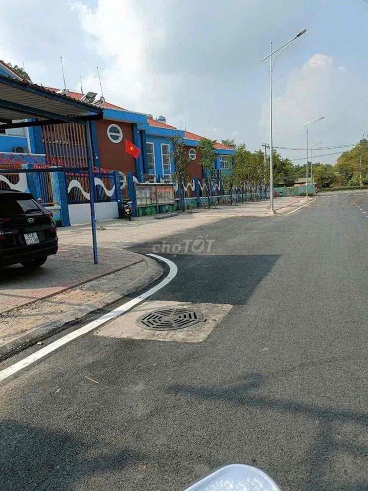 bán đất chính chủ