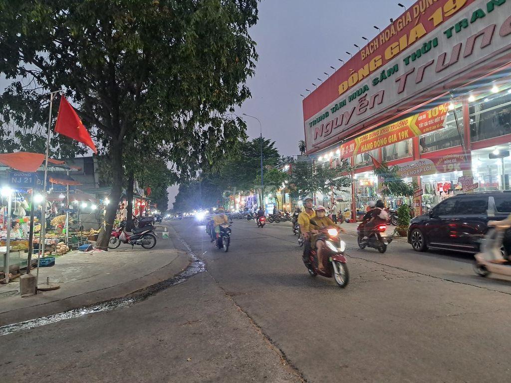 Kẹt tiền bán 150m2 , Mỹ Phước 3 , 1tỷ5, gần chợ