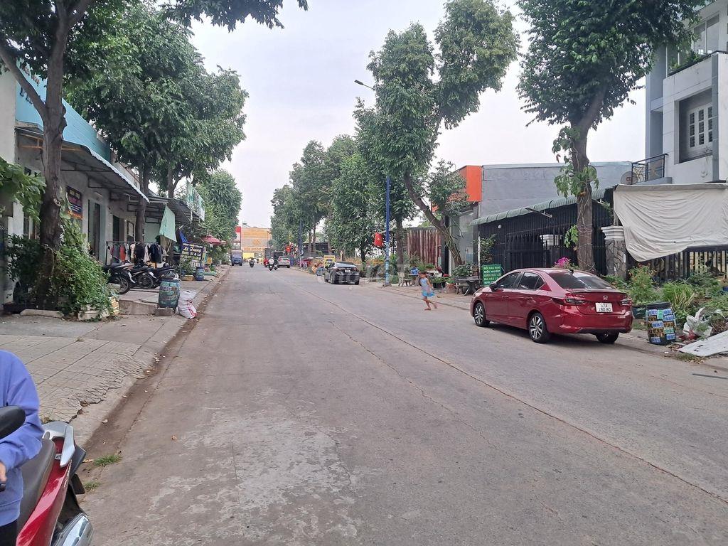 Kẹt tiền bán 150m2 , Mỹ Phước 3 , 1tỷ5, gần chợ
