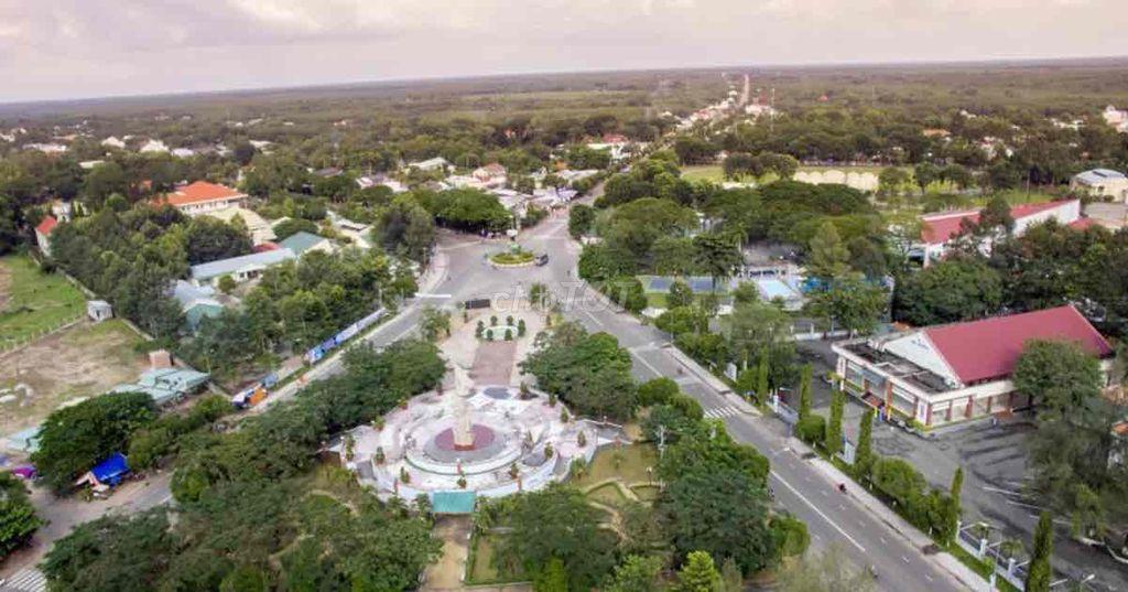 Cần bán khu biệt thự Dầu Tiếng