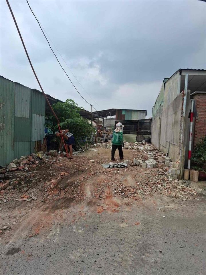Mặt Tiền Đường Vàm Suối