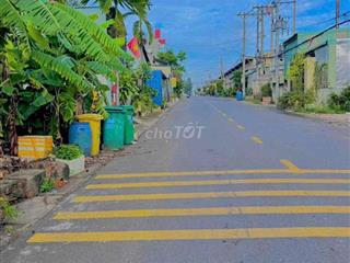 mặt tiền kinh doanh mua bán hơn 2 tỷ xxx
