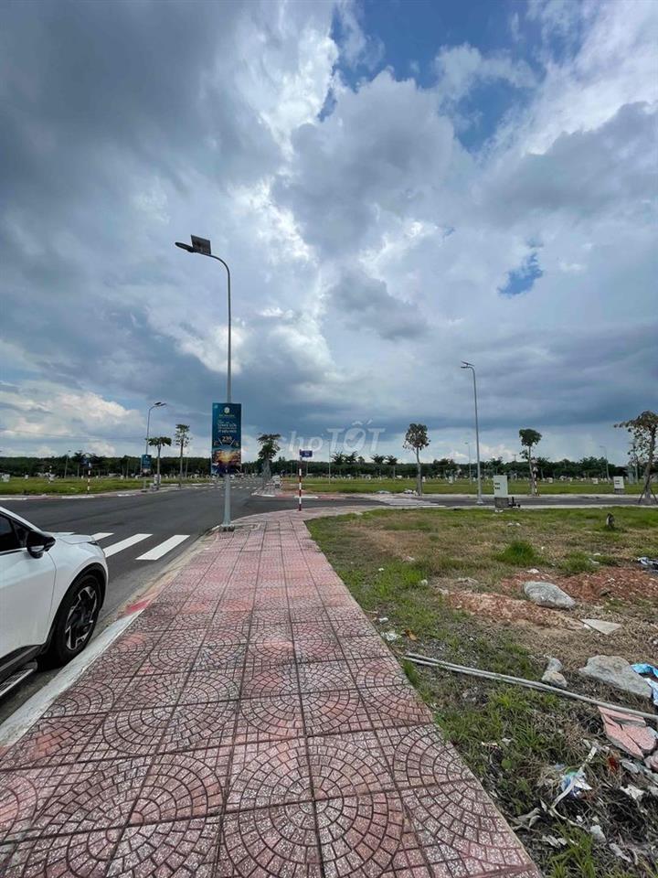 Cần bán nhanh lô đất full thổ cư HCM