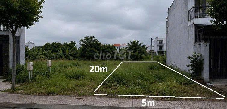 CẦN BÁN ĐẤT GẦN CỔNG XANH BÌNH DƯƠNG