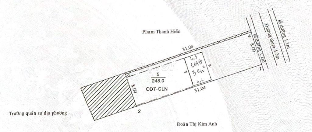 Bán đất tặng nhà mặt tiền chợ 247,3 m2, DT sử dụng thực tế hơn 300m2