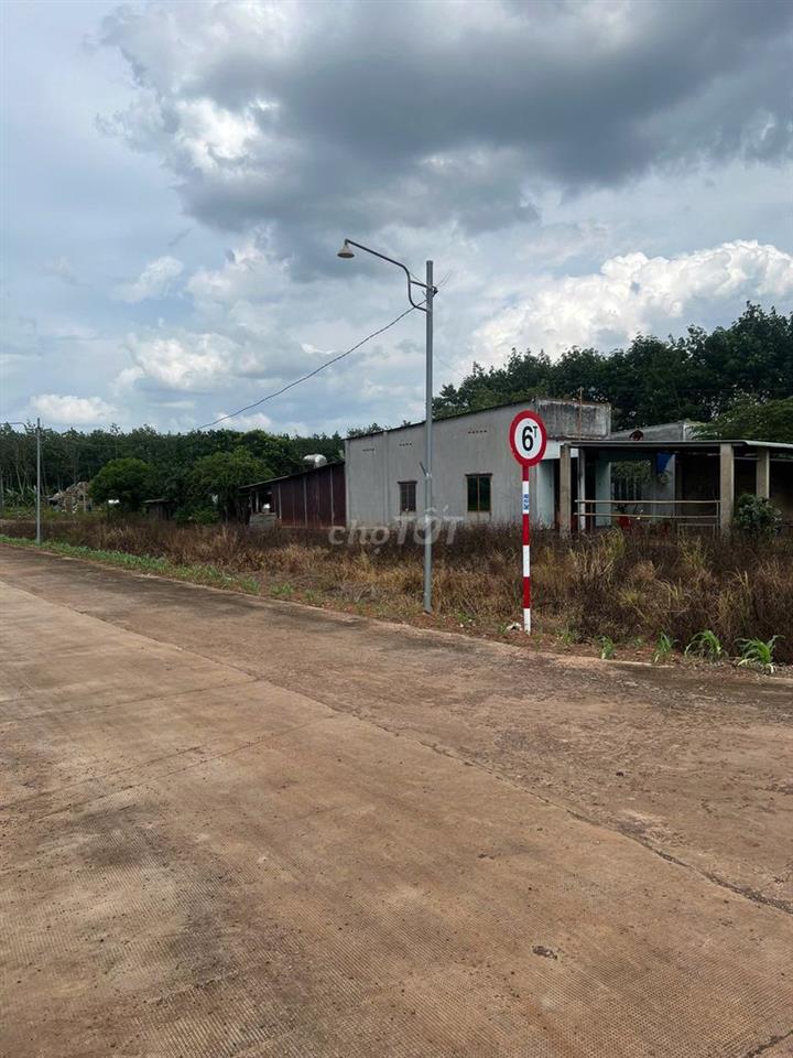đất thổ cư sẵn, sổ sẵn, gần chợ