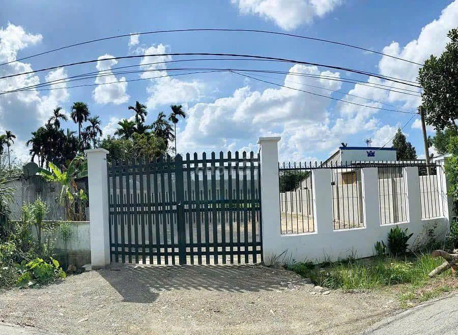 Cần vốn xoay xở bán gấp lô 300m2 sổ sẵn, xây xưởng/trọ cực đẹp.